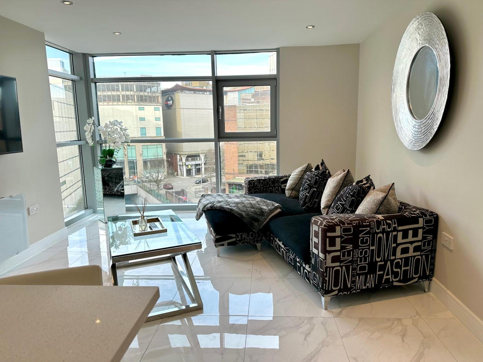 Superior Apartment In Cardiff City Centre Zewnętrze zdjęcie
